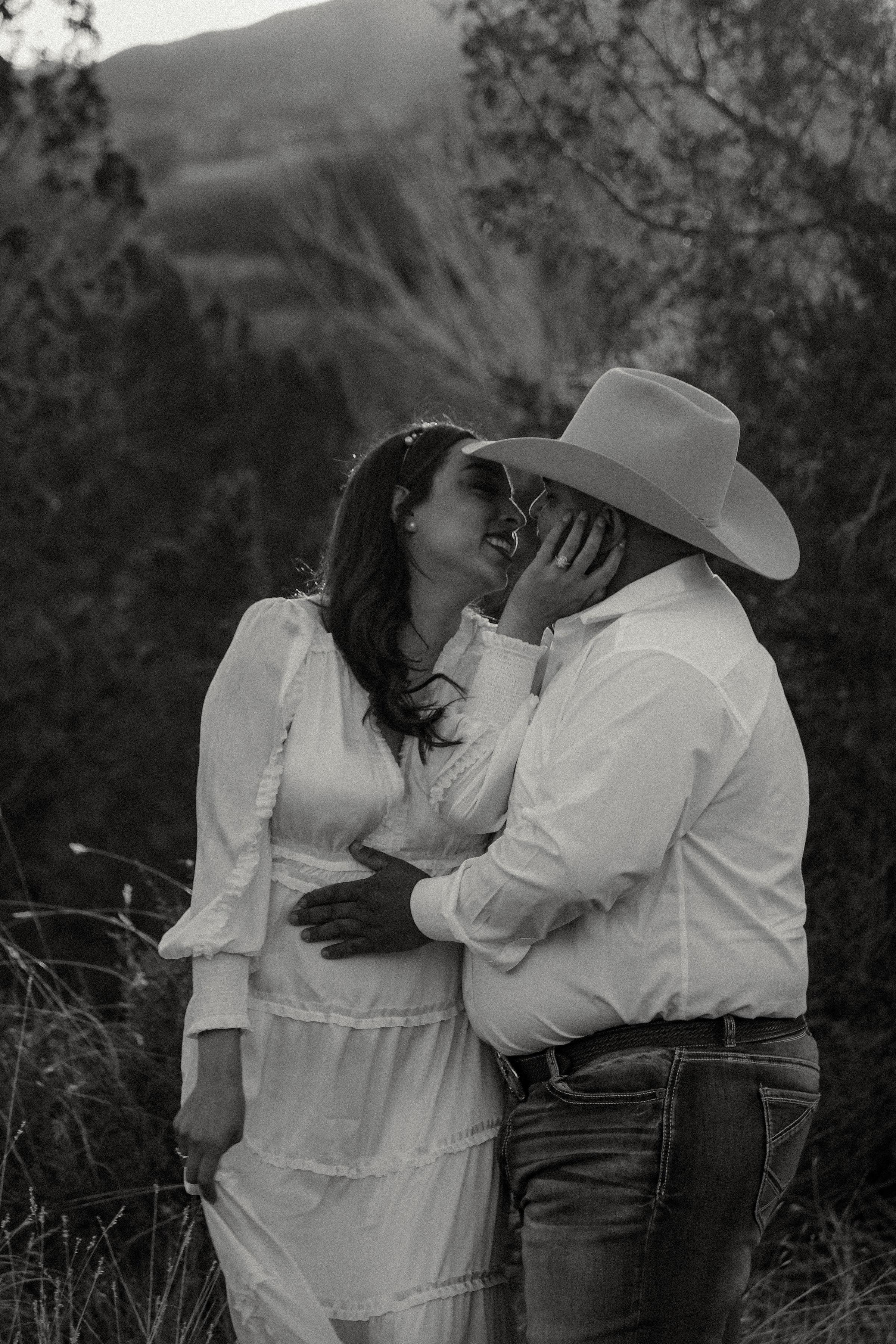 The Wedding Website of Monique Gomez and Osvaldo Castanon