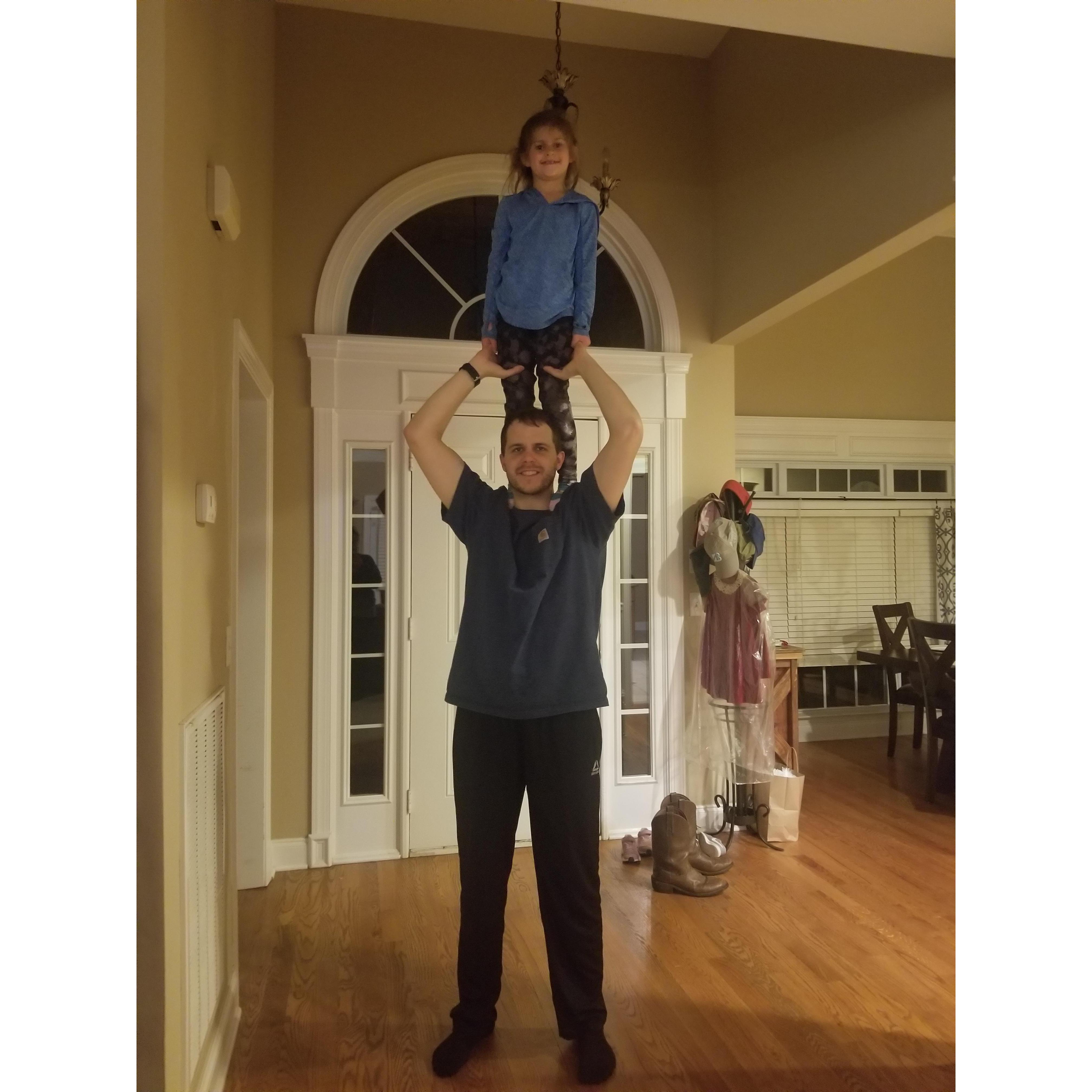 Lorelai making Uncle Cammy hold her up