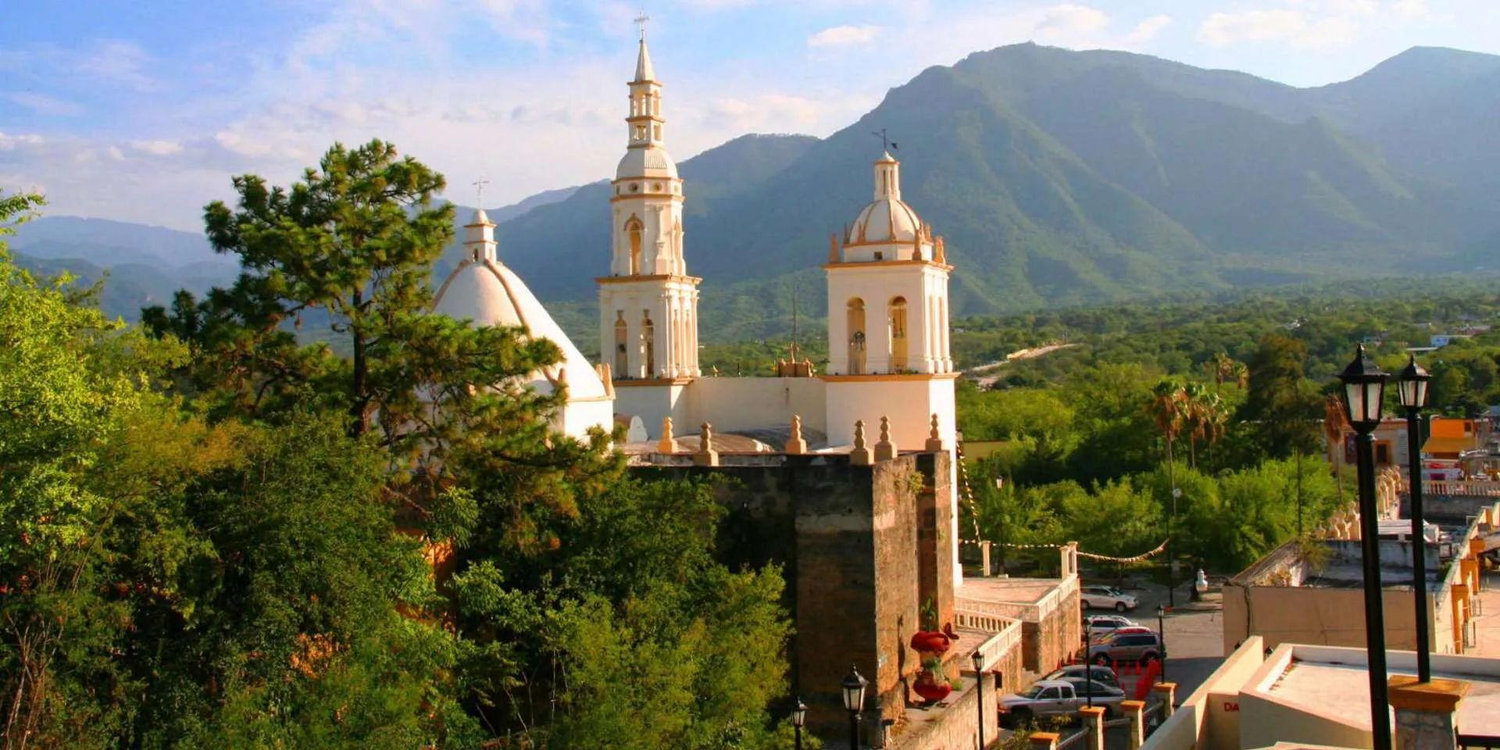 The Wedding Website of Maria-Cristina De la Cuadra Mendoza and Victor Elias Villegas Cepeda