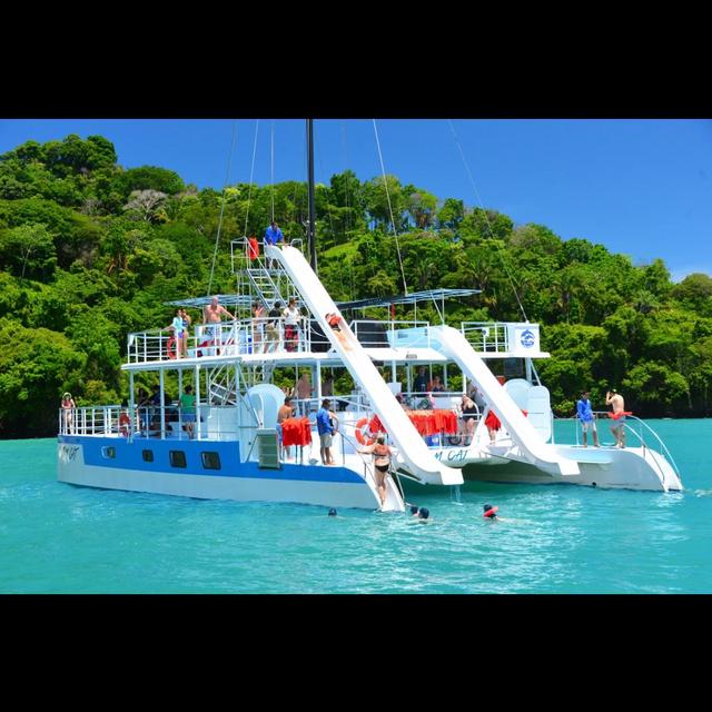 Catamaran Adventure - Honeymoon
