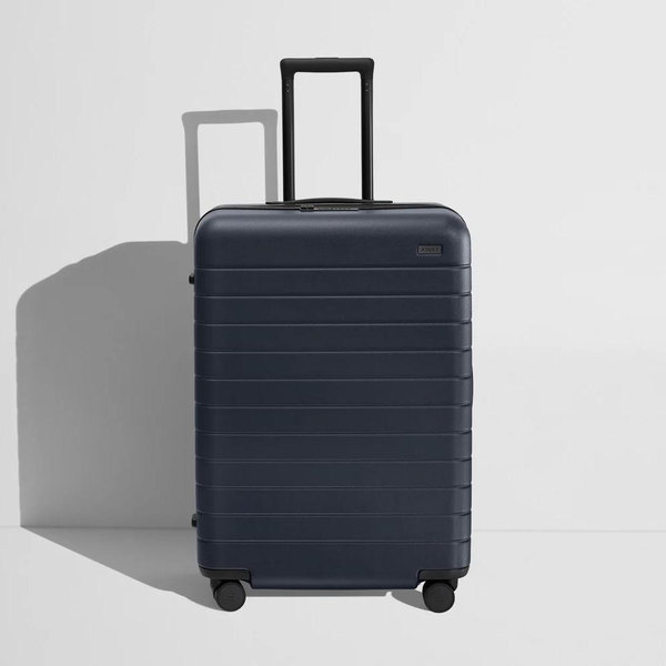 The Medium Flex in Navy