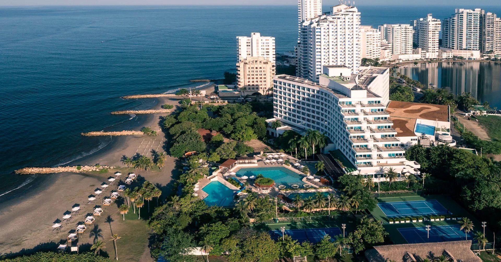 The Wedding Website of Alexander Teichner and Maria Lalama