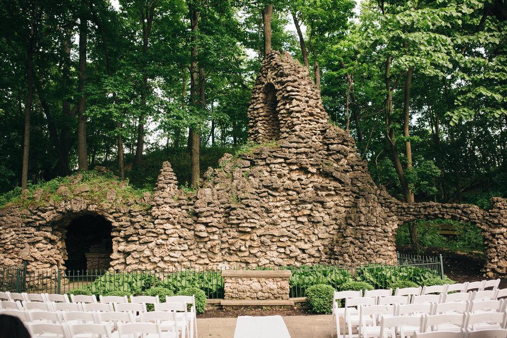 The Wedding Website of Alyssa Basham and Seth Johnson