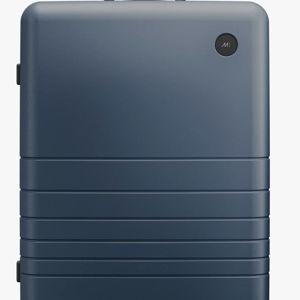 Expandable Check-In Medium