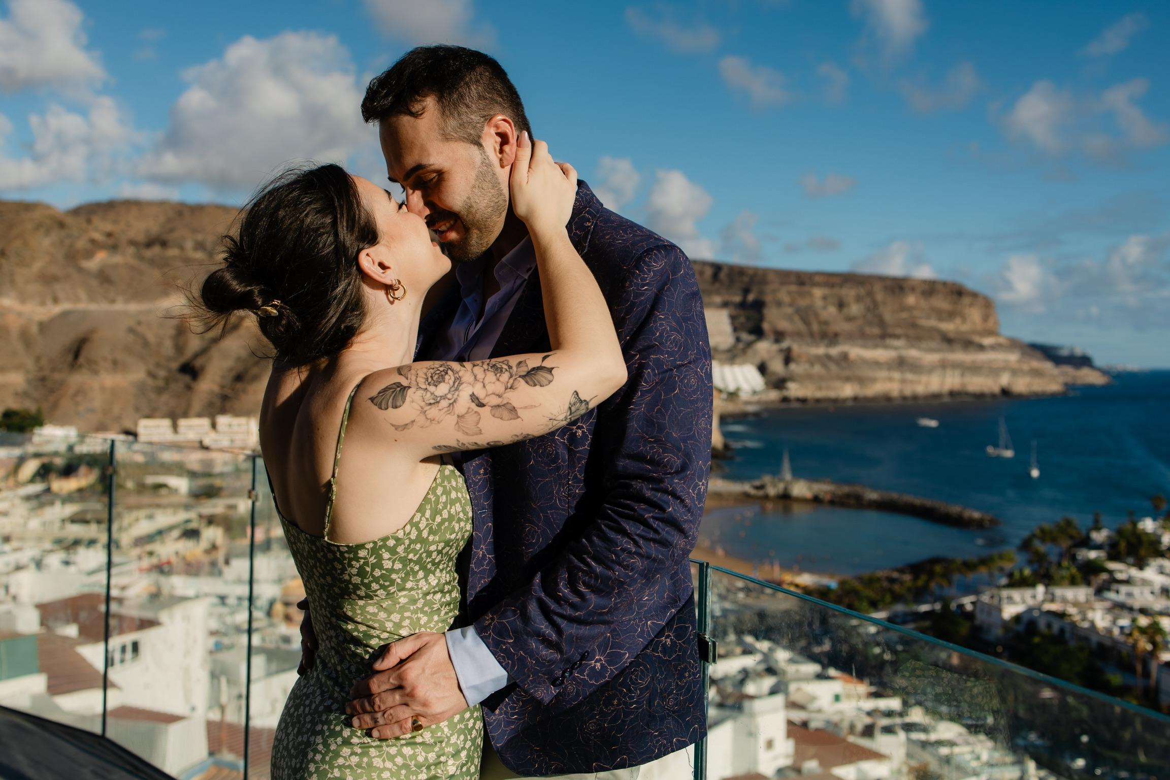 The Wedding Website of Miranda Petrossi and Adriano Paonessa