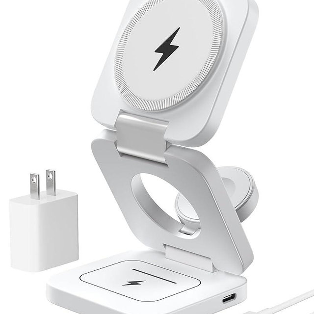 Foldable 3 in 1 Charging Station for Apple Devices, KU XIU X55 15W Fast Magnetic Wireless Charger, Magnetic Travel Charger Stand for iPhone 17 16 15 14 13 12 Series, 5W for Apple Watch, AirPods-White