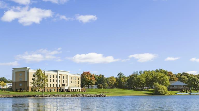 The Wedding Website of Maggie Hasenauer and David Cook