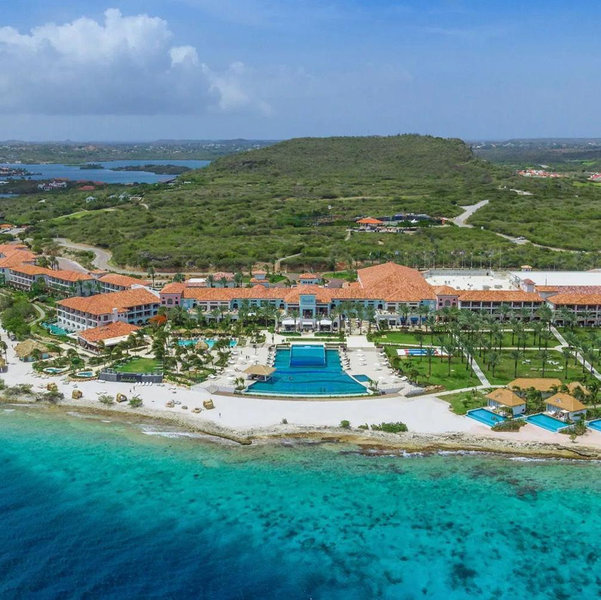 90 Minute Couples Massage On Our Honeymoon In Curaçao