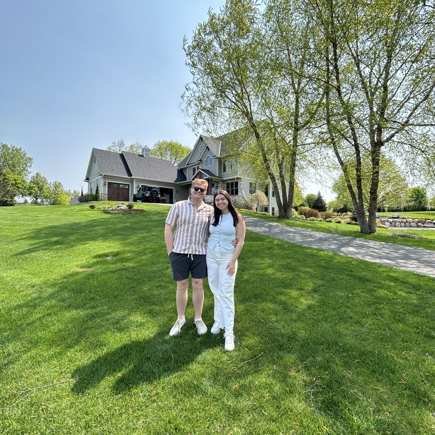 Ethan’s first time in Minnesota! Maddie got to show him her childhood home.