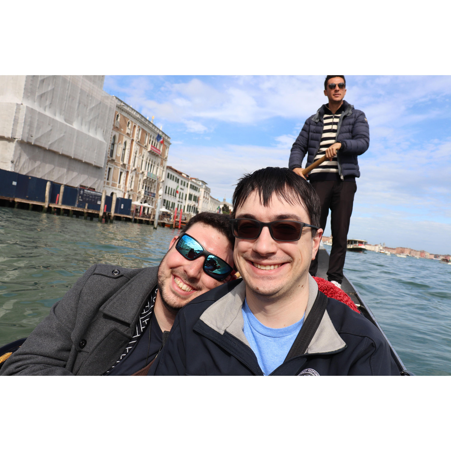 Romantic gondola ride around Veince