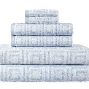 Liz Claiborne Signature Plush Logo Bath Towel - Light sky