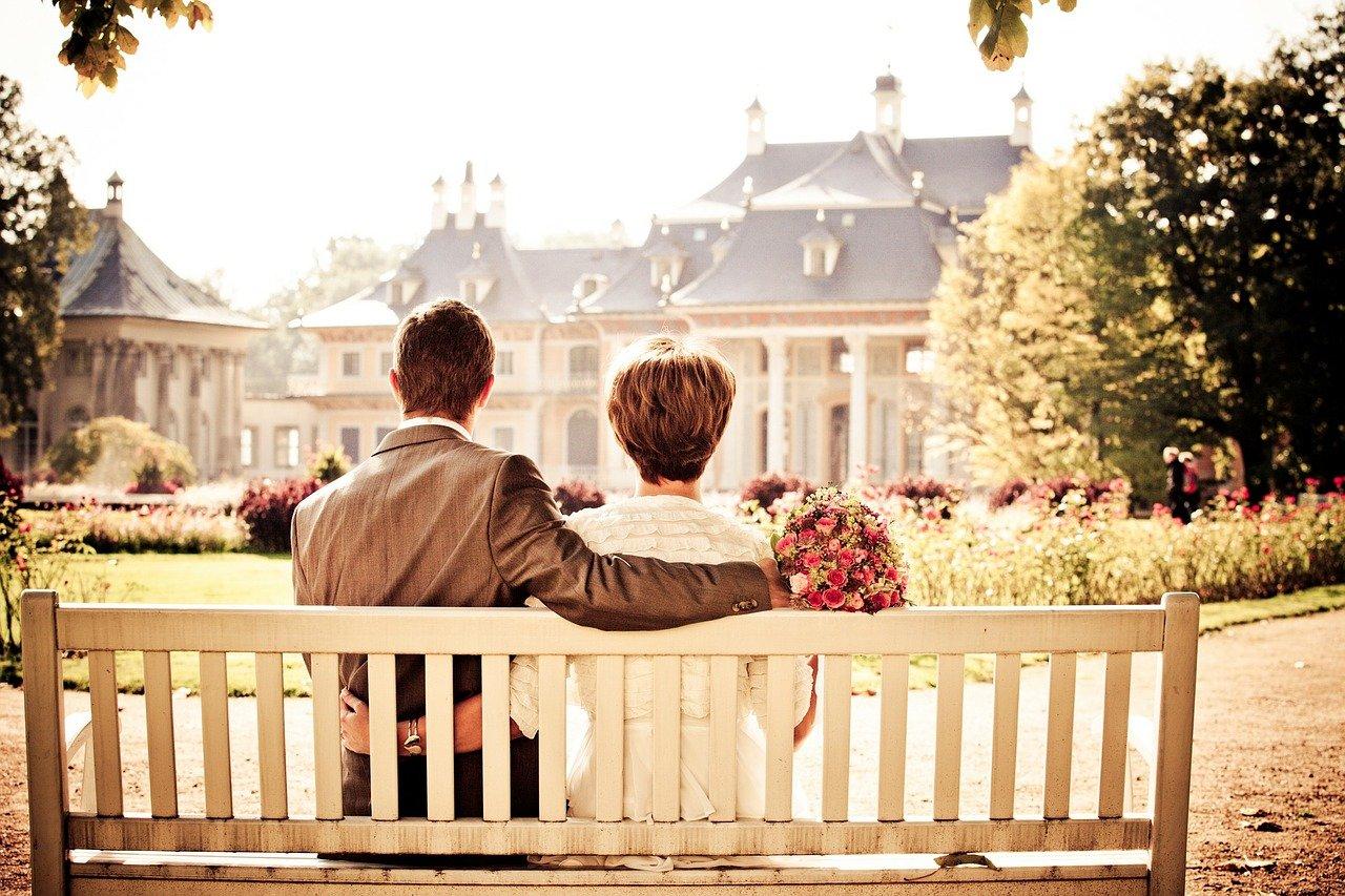 The Wedding Website of Lala la and thinkie Winkie