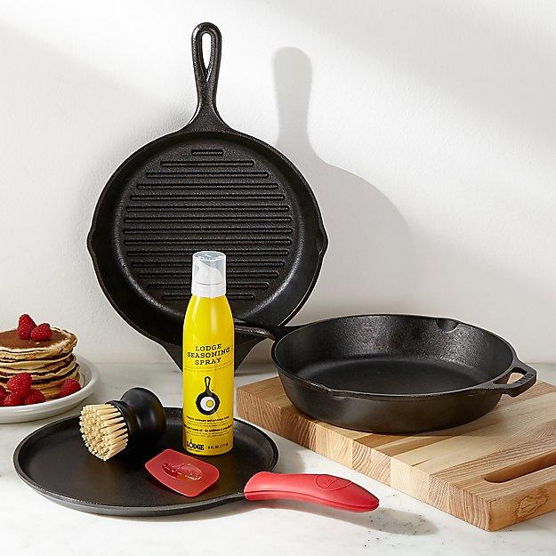 Lodge Cast Iron Gourmet 7-Piece Set