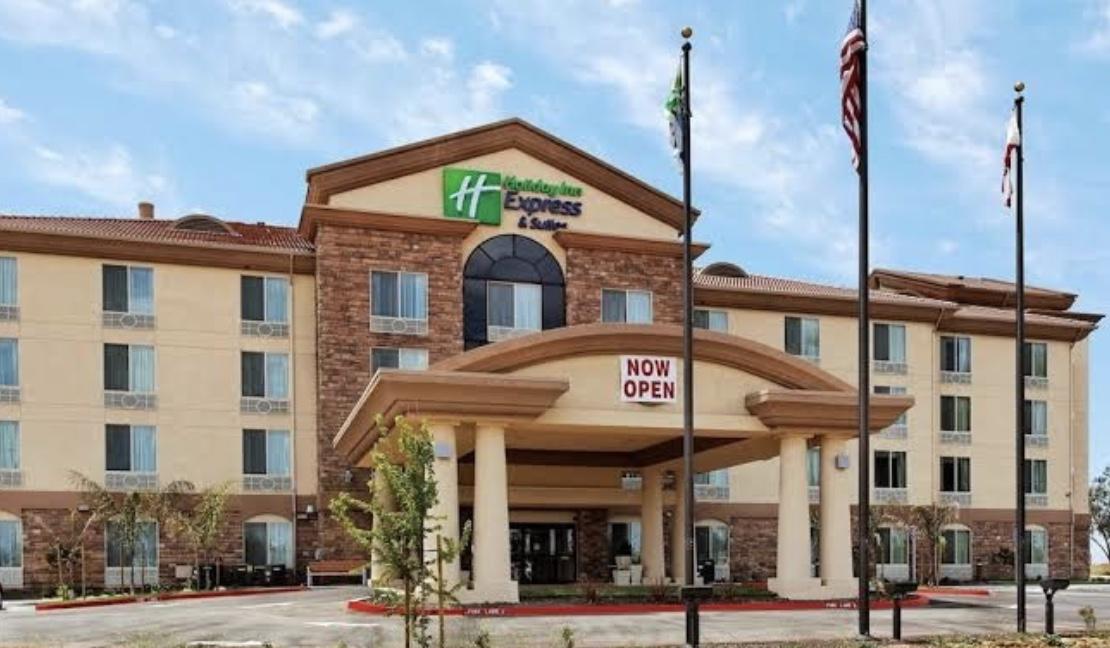 The Wedding Website of Emily Mayall and Grant McDonald