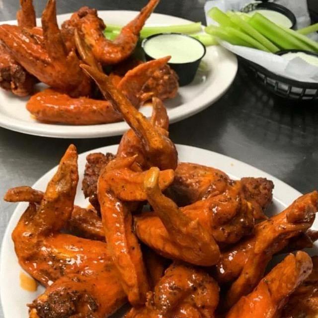 Wings & BLTs at The Peanut