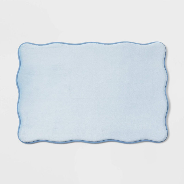 Scalloped Machine Washable Cushion Foam Bath Rug Blue - Room Essentials™