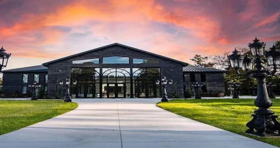 The Wedding Website of Briana Ibraham and Blake Strebig