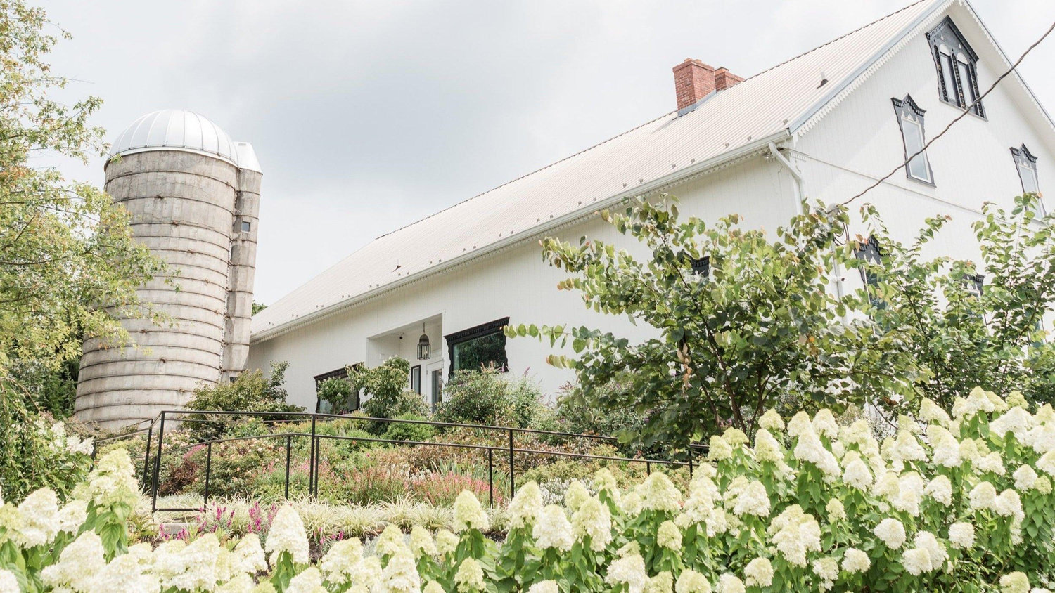 The Wedding Website of Max Major and Sara Wilson