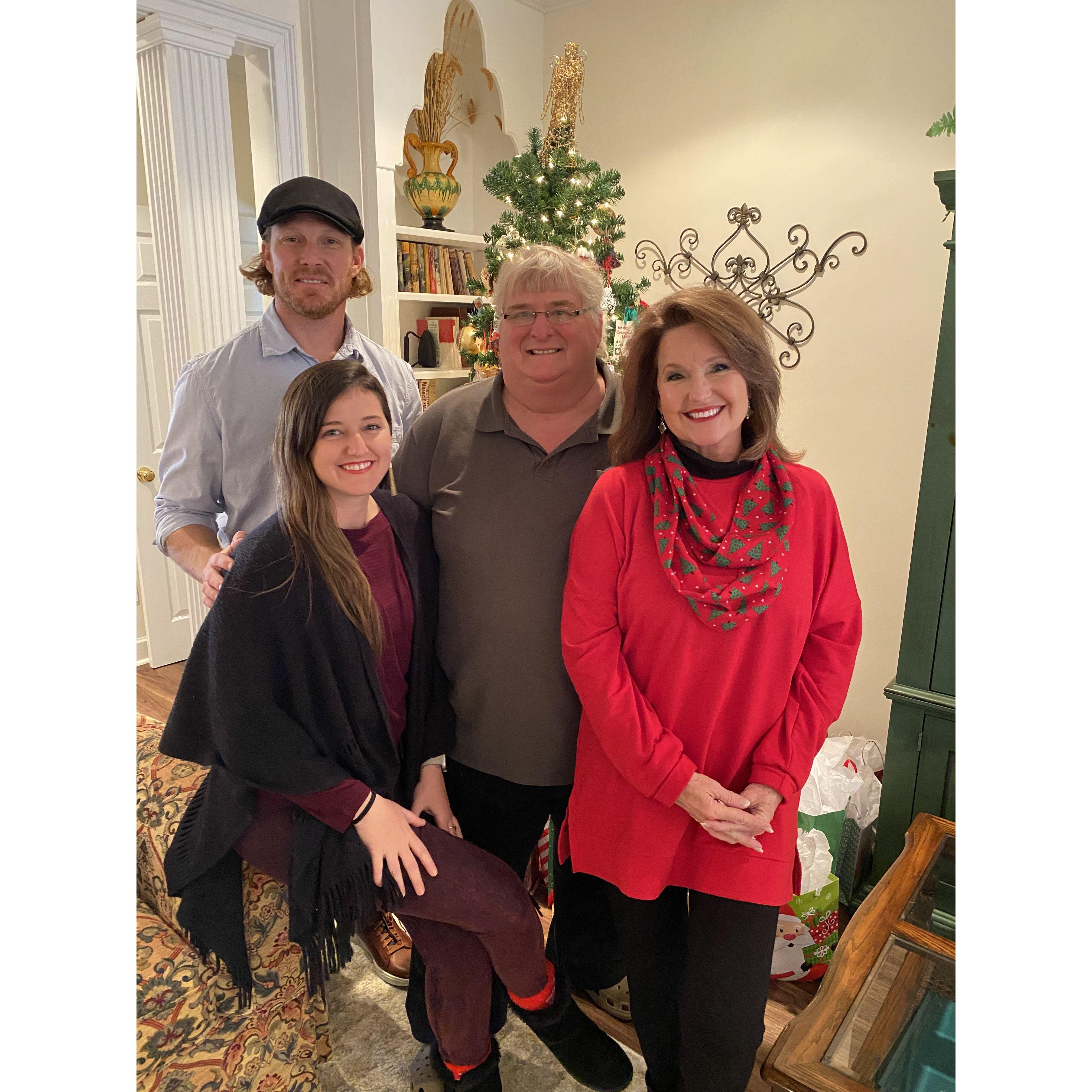 Lewis Family Christmas in Alabama - Dec 2022.