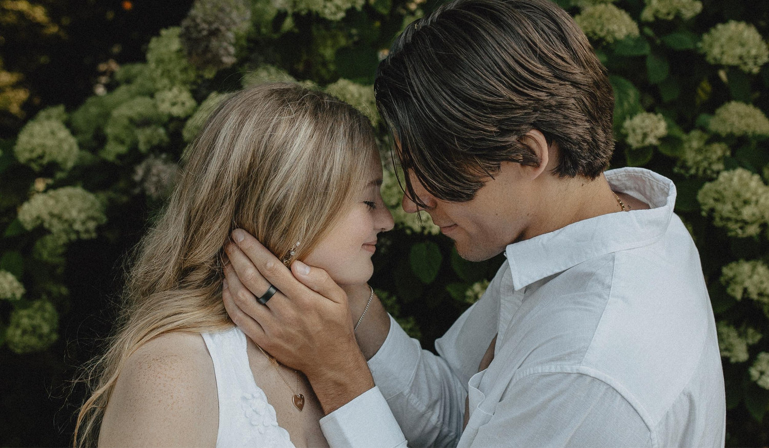 The Wedding Website of Emily Toth and Aaron Gloeckler