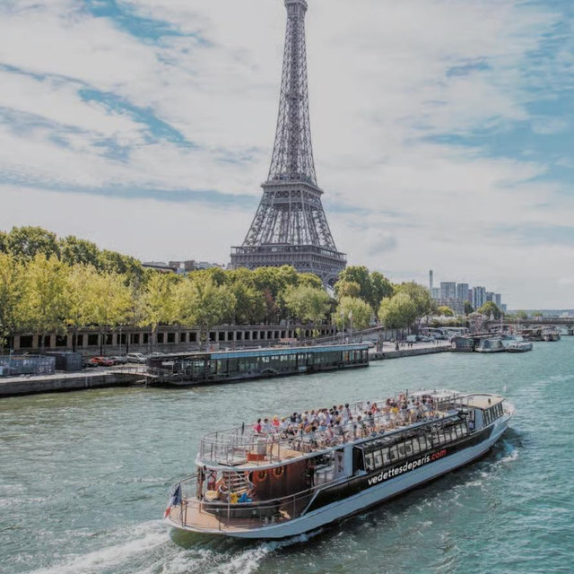 Paris Seine River Cruise