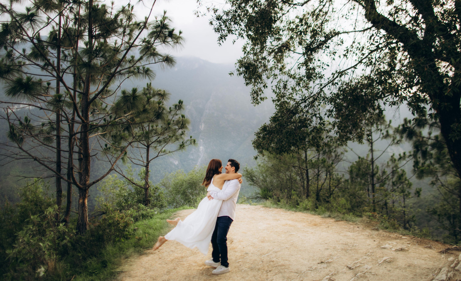 The Wedding Website of Mariana Sandoval and Gilberto Guajardo