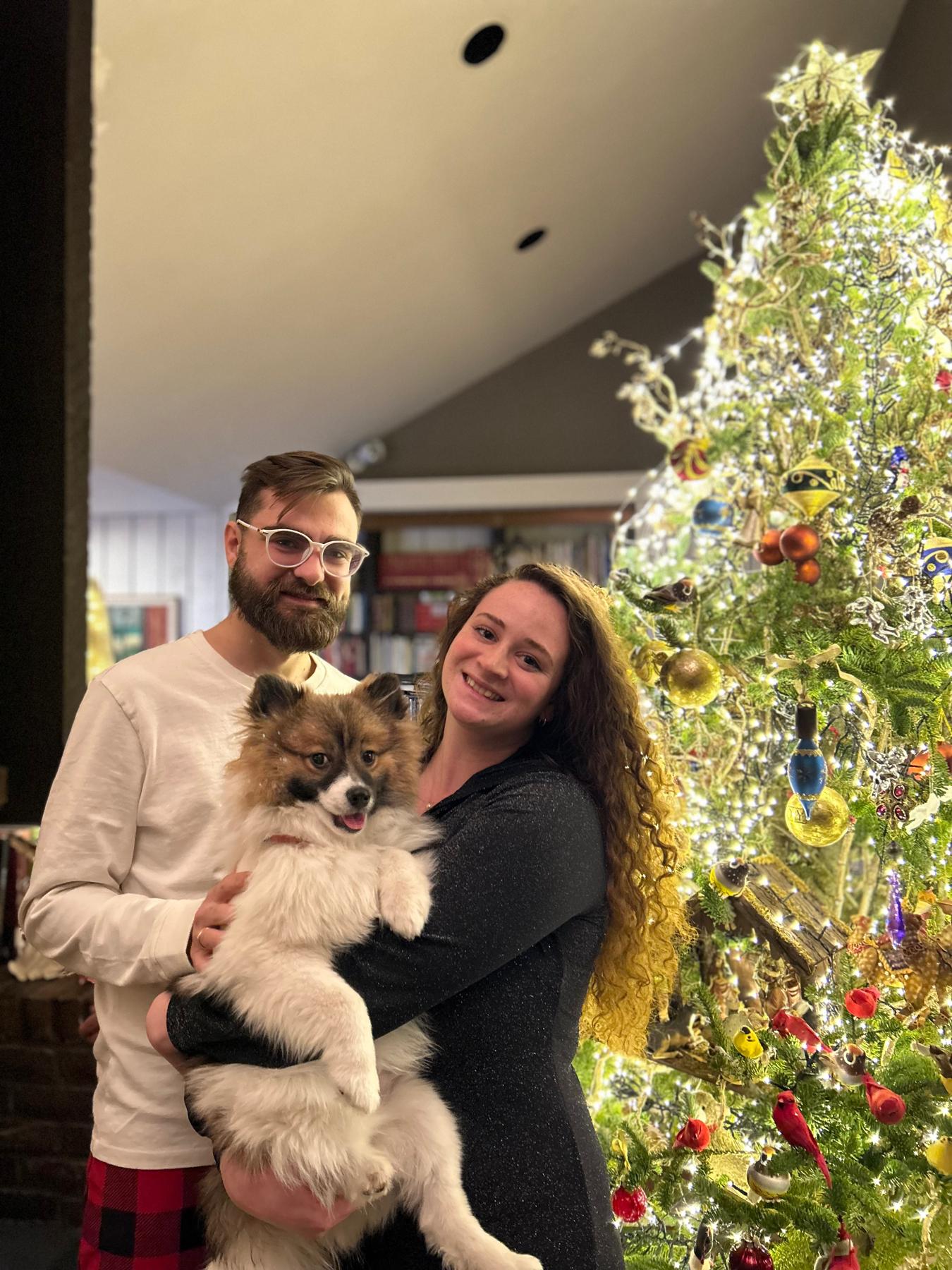 Toast first Christmas 🎅🏻 🎄🐶