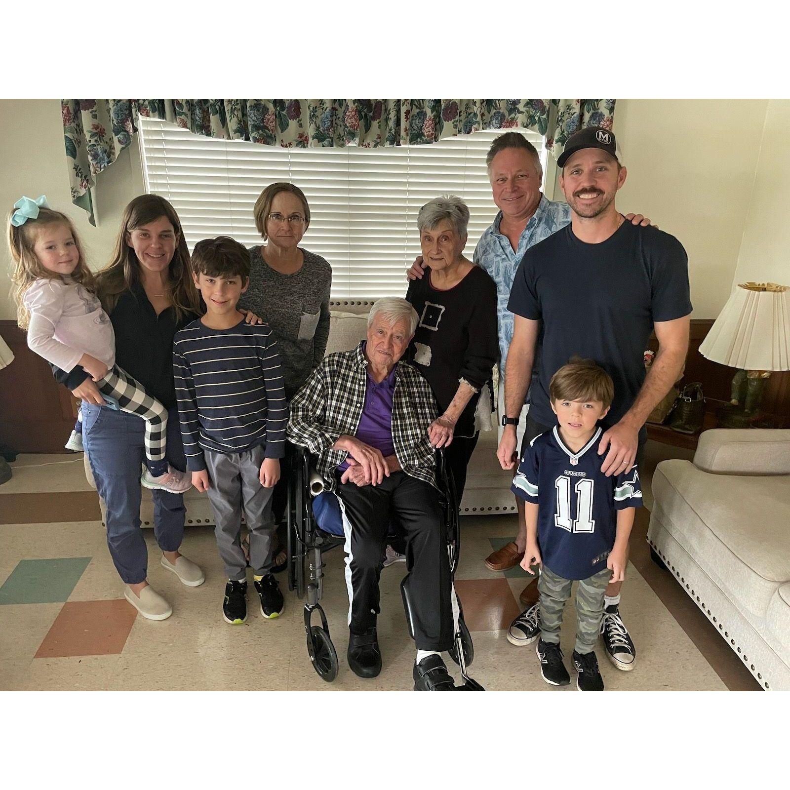 Roessler Family, Thanksgiving 2023