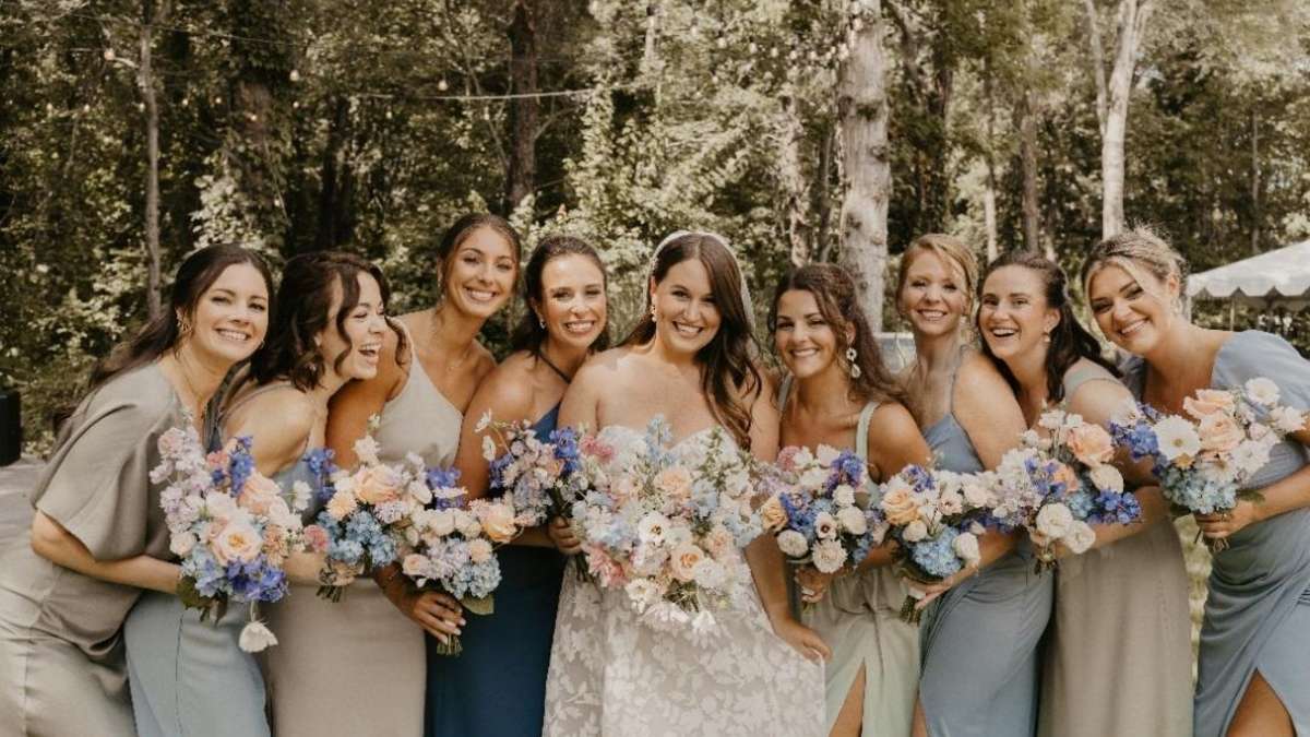 Foraged Floral Of Cape Cod Wedding Florists Zola