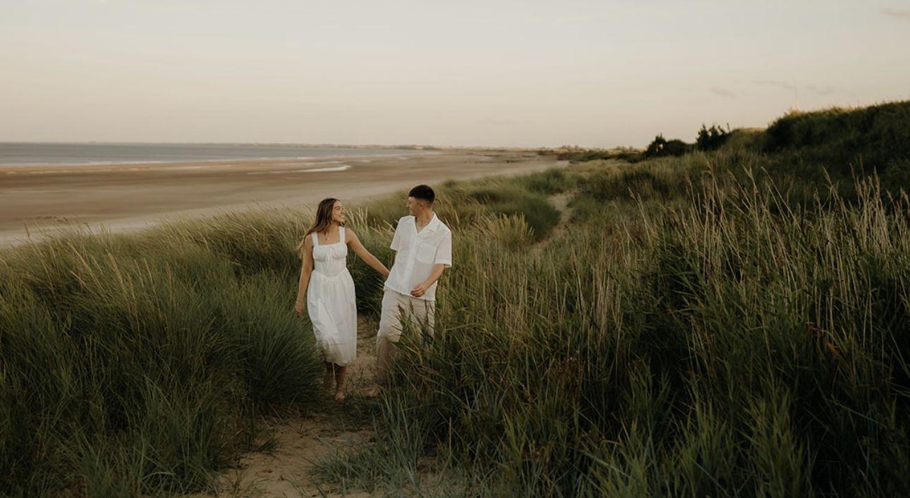 The Wedding Website of Holly Jay Kellond and Oliver Matthew Hartley
