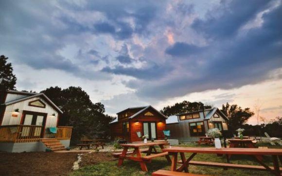 The Wedding Website of Amanda H. and Mohammed M.