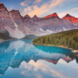 Lake Louise & Lake Moraine Half Day Shuttle Tour for 2