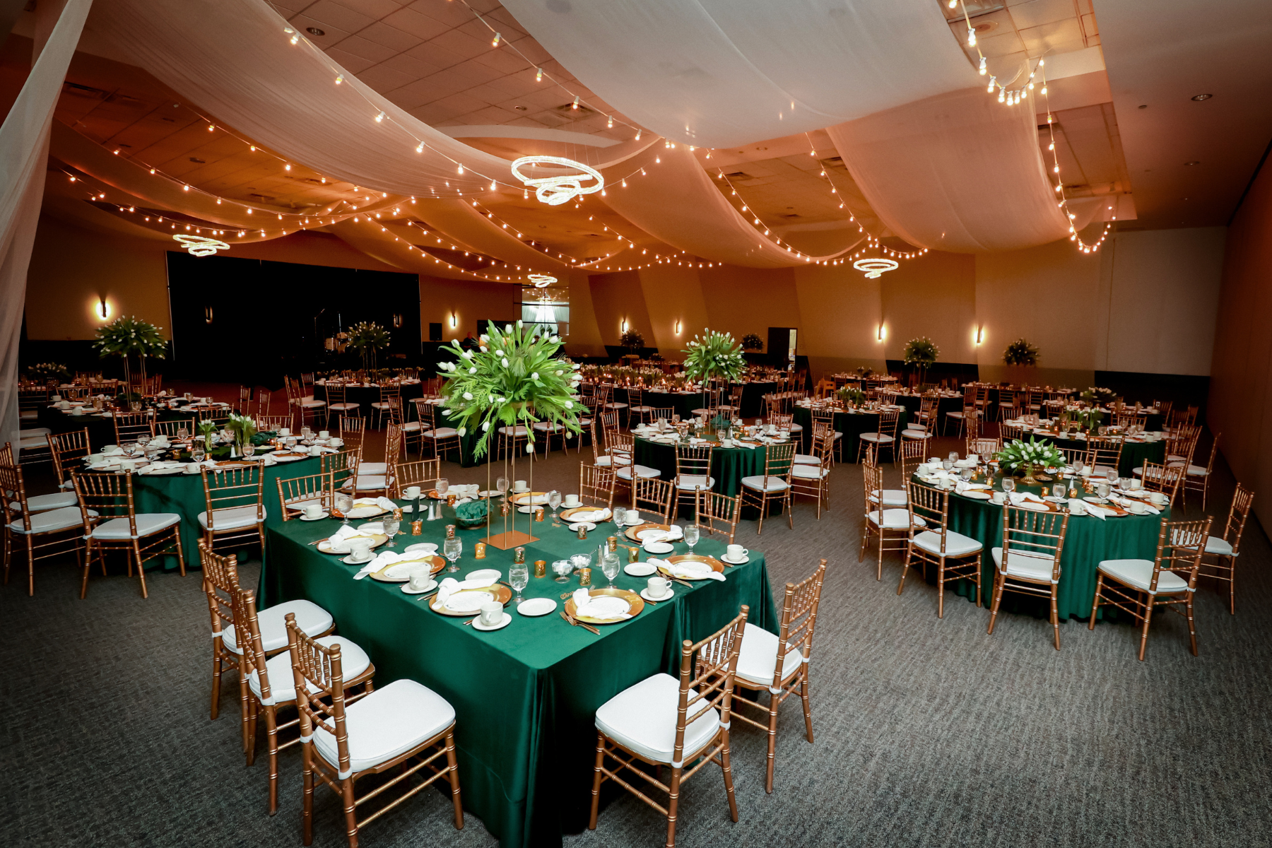 30 Pittsburgh Outdoor Wedding Venues — Eco \u0026 Ivory Event Design, image size:1800x1200