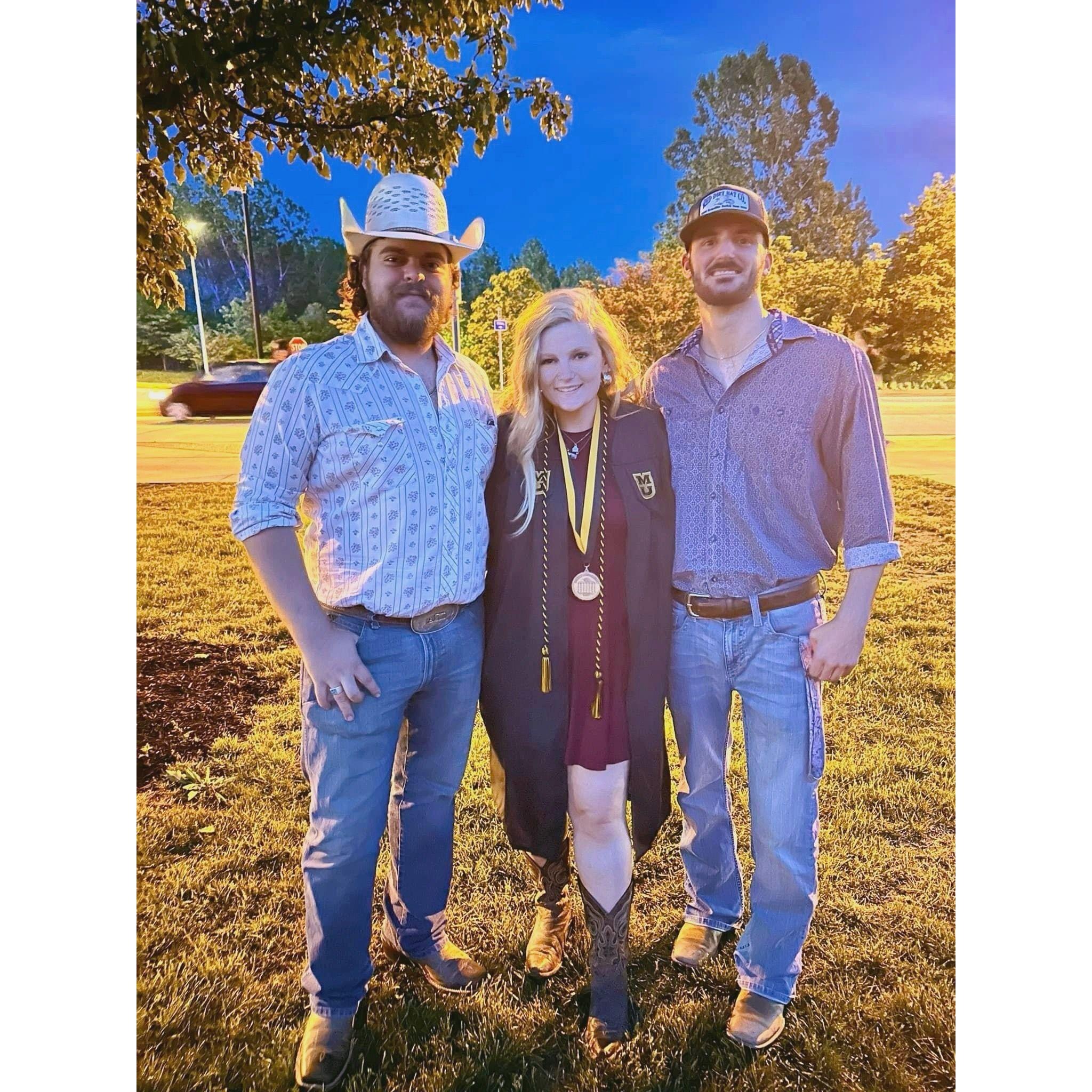 Taylor graduates with her bachelor's degree!