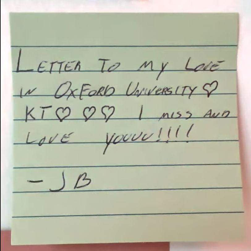 While she was at Oxford, Jacob left notes for Katie on a wall of post-it notes at 📍Drip Collective ❤️ It's the little things 🥹