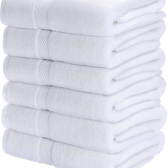 Utopia Towels 18 Pack Bath Towel Set (24 x 48 Inches), 500 GSM 100% Ring Spun Cotton Medium Lightweight and Highly Absorbent Quick Drying, Premium Towels for Hotel, Spa and Bathroom (White)