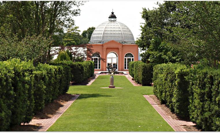 The Wedding Website of Lauren Wolfarth and Ross Goodlett