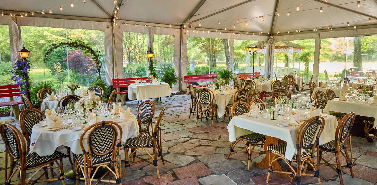 The Wedding Website of Robert Jansen and Kathleen Wagner