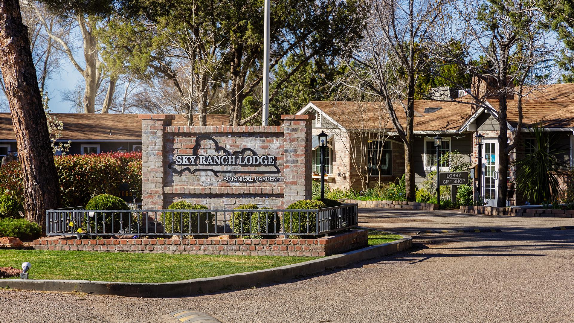 The Wedding Website of Casey Metz and Taylor Cassady