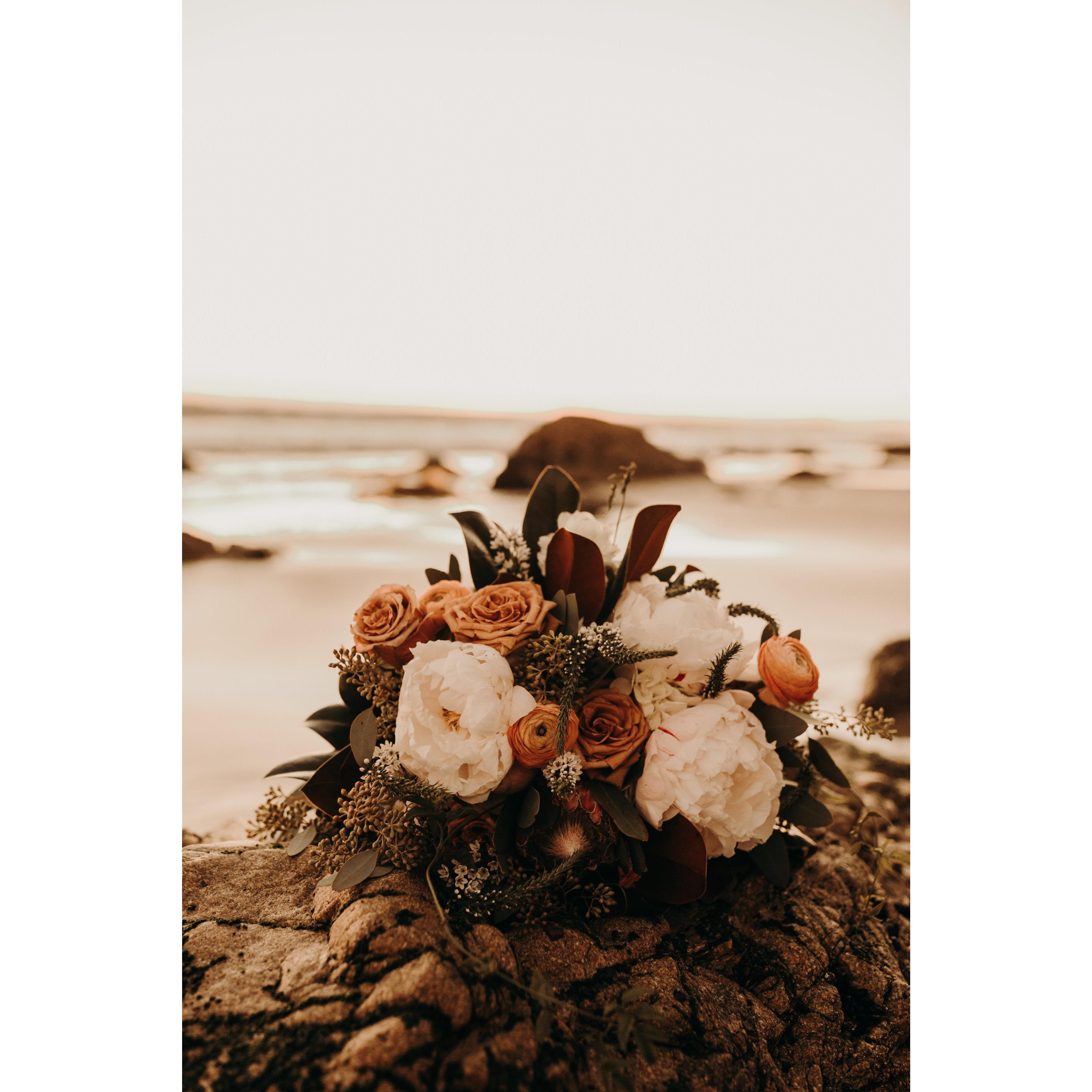 Photographer: @Paige.Greener
Florals: @milieuflorals