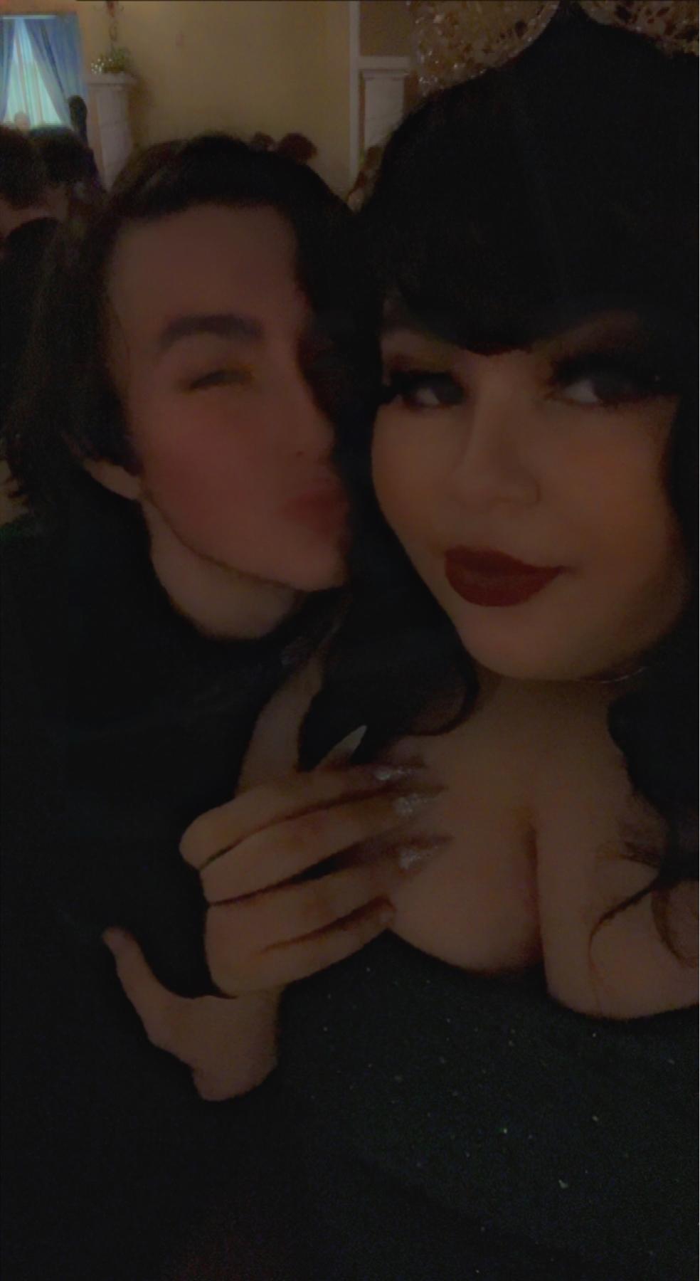 The 7th time we met and went to prom!!
2 years in