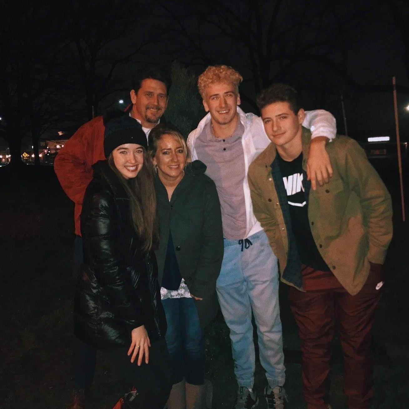 Getting a Christmas Tree, 2018