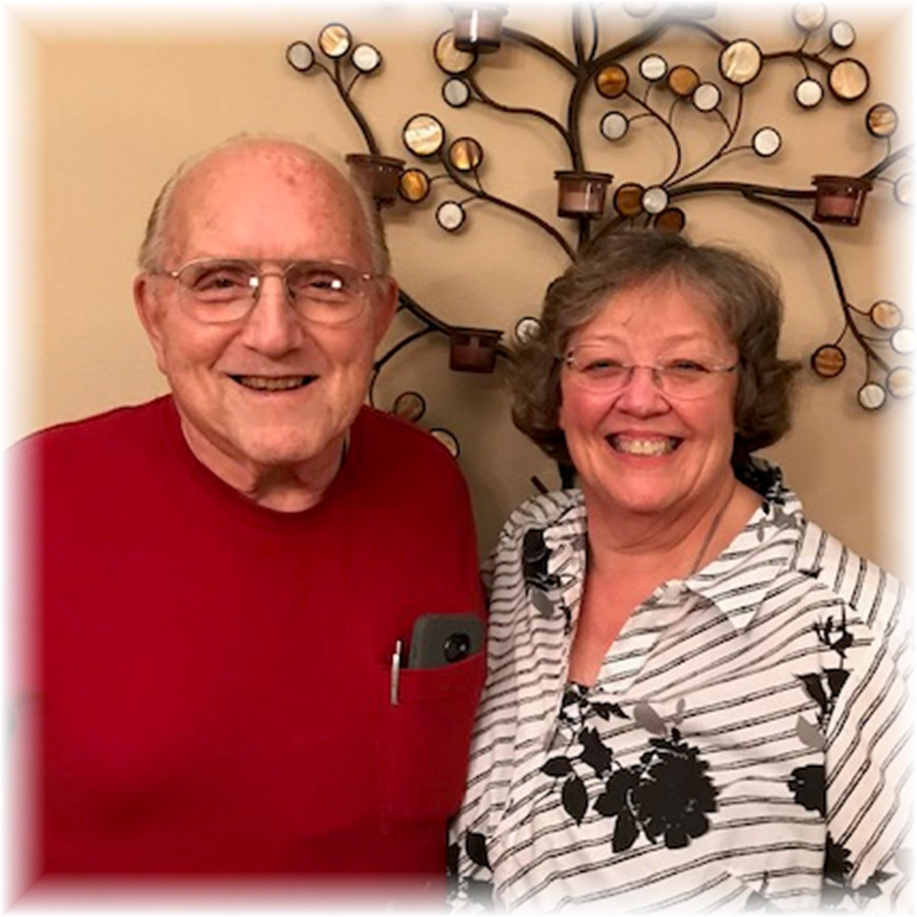 The Wedding Website of Rowena J Moore and Leroy P Adams