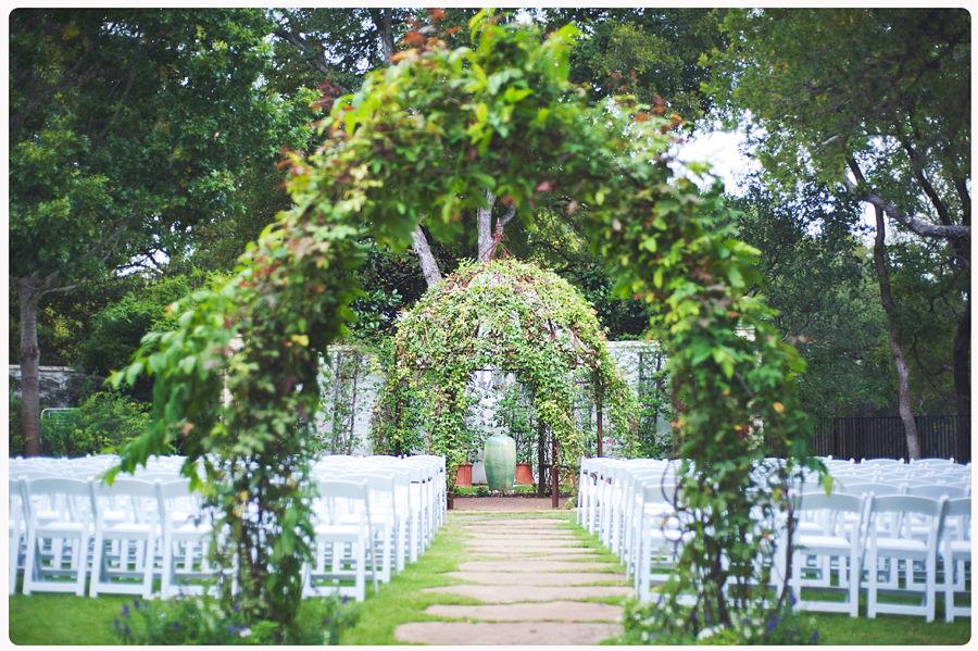 The Wedding Website of Cydney White and Austin Conway