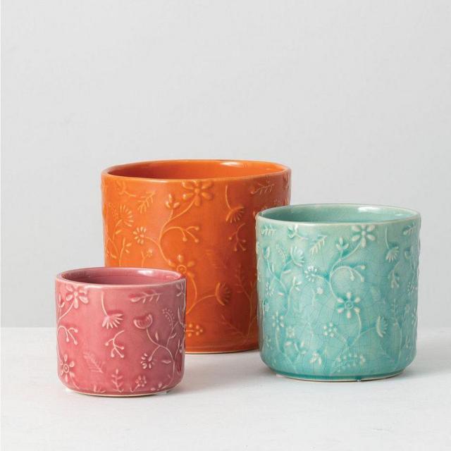 Sullivans Set of 3 Floral Relief Flower Planter 4.5"H, 4"H & 2.75"H Red