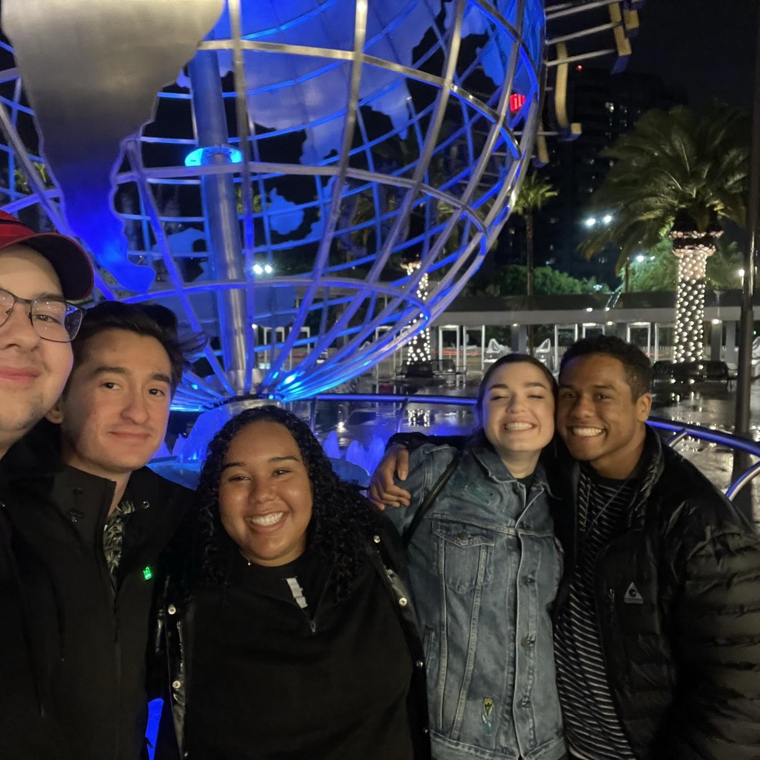 Universal Studios with the gang!