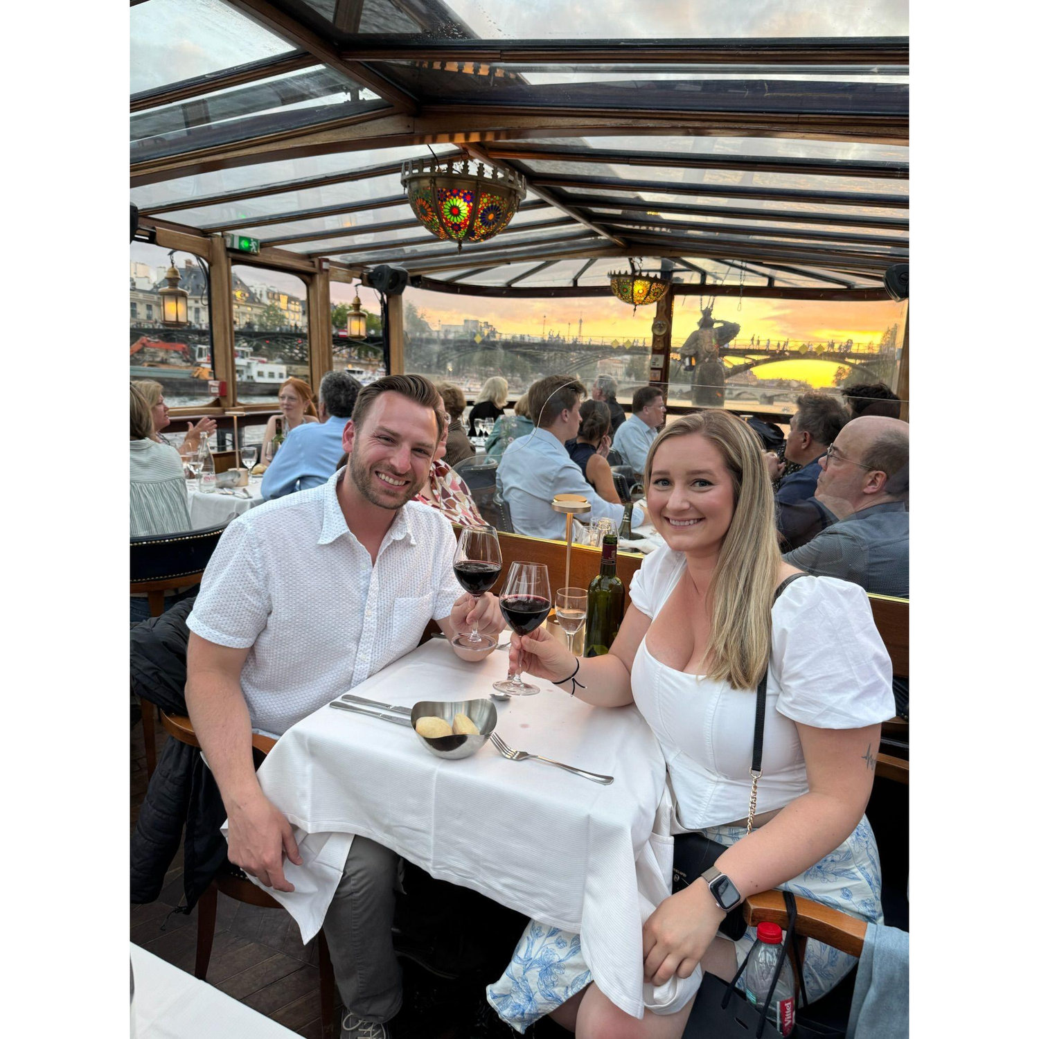 Dinner cruise in Paris