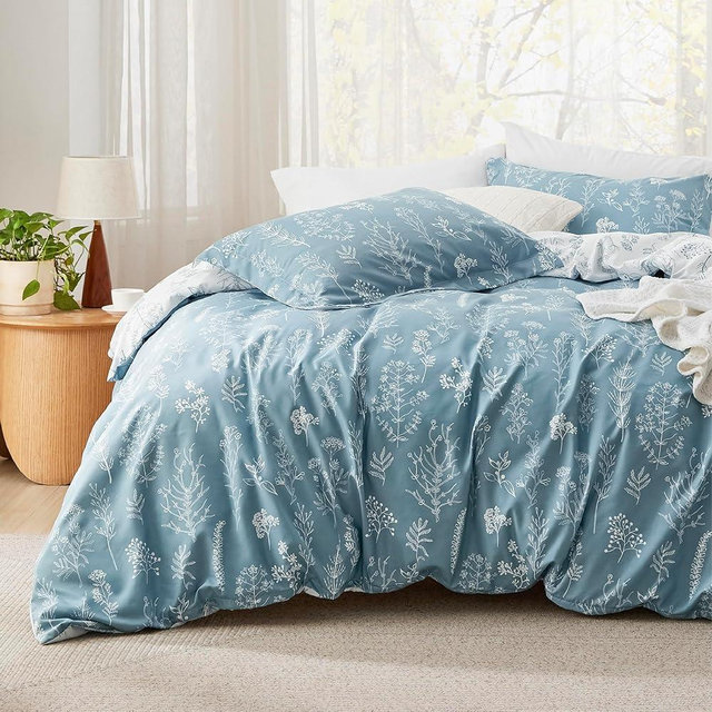 Bedsure Duvet Cover King Size - Reversible Floral Duvet Cover Set with Zipper Closure, Mineral Blue Bedding Comforter Cover, 3 Pieces, 1 Duvet Cover 104"x90" and 2 Pillow Shams 20"x36"