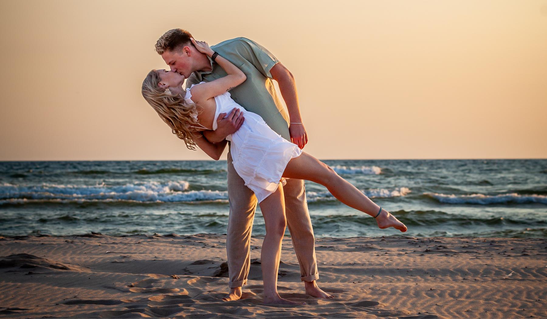 The Wedding Website of Izzy Lokers and Bronson Foote