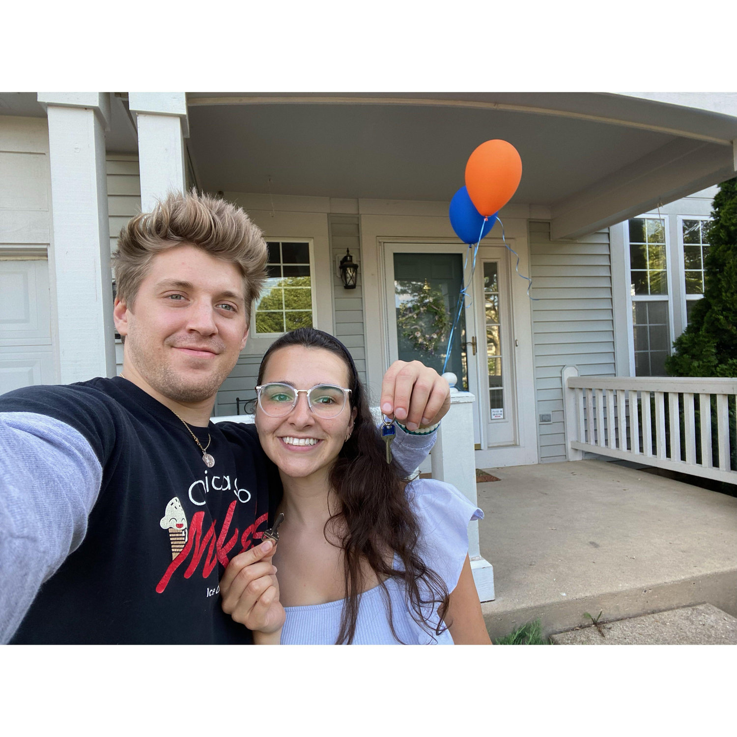 Michael and Halie moved in together and bought their first house in Mundelein, IL in June 2022. They've been loving renovating their home to make everything their own.